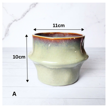 Load image into Gallery viewer, Claude Flowerpot