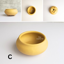 Load image into Gallery viewer, The Leaferie Bonsai Trays Series 30 . round zisha pot . 4 colours . Colour C