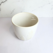Load image into Gallery viewer, The Leaferie Izan ceramic white pot.