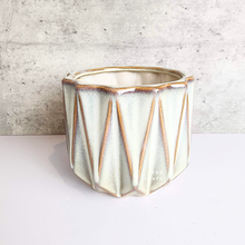 Load image into Gallery viewer, The Leaferie Froja white flowerpot. ceramic pot