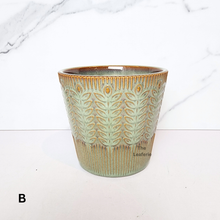 Load image into Gallery viewer, The Leaferie Sage FLowerpot. 2 colour ceramic pot