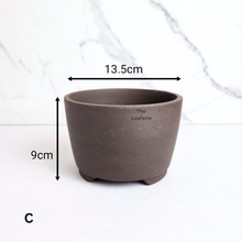 Load image into Gallery viewer, The Leaferie Reimi Series 2 zisha/ purple sand pot. 3 sizes