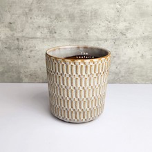 Load image into Gallery viewer, The Leaferie Bayani Flowerpot. ceramic beige planter.
