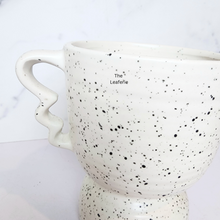 Load image into Gallery viewer, The Leaferie Manni White ceramic pot with handle