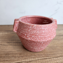 Load image into Gallery viewer, The Leaferie Liora pink flowerpot. ceramic material