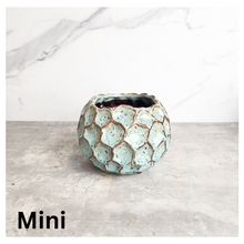 Load image into Gallery viewer, Judit Flowerpot