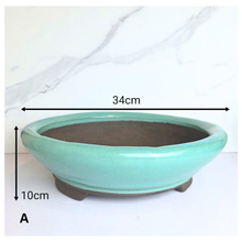 Load image into Gallery viewer, The Leaferie Bonsai 99. round green ceramic pot
