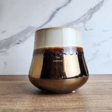 Load image into Gallery viewer, The Leaferie Roula pot. brown bottom ceramic pot