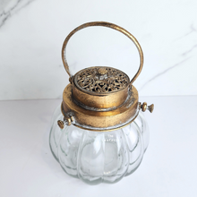 Load image into Gallery viewer, Jihan Table Lamp. made from glass and metal