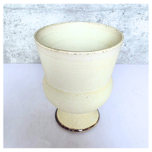 Load image into Gallery viewer, Blanc White textured vase on a gray surface with 'LEAFERIE' branding.