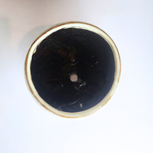 Load image into Gallery viewer, The Leaferie Arnold ceramic pot with legs