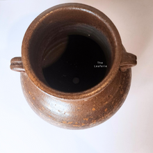 Load image into Gallery viewer, The Leaferie Atticus big brown pot with handle.