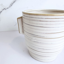 Load image into Gallery viewer, The Leaferie Iwan white ceramic pot