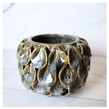 Load image into Gallery viewer, Handmade Solonge Flowerpot