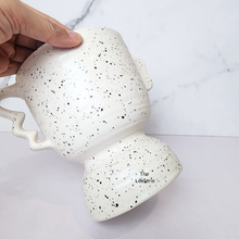 Load image into Gallery viewer, The Leaferie Manni White ceramic pot with handle