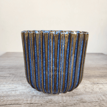 Load image into Gallery viewer, Radha Pot