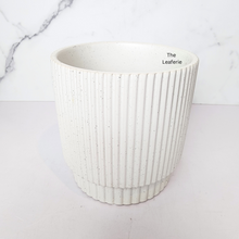 Load image into Gallery viewer, Sonnet Flowerpot (3 Colours)