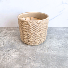 Load image into Gallery viewer, Nassau Flowerpot
