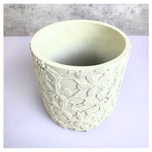 Load image into Gallery viewer, Halo Flowerpot