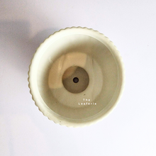 Load image into Gallery viewer, The Leaferie Hedvig white pot. ceramic