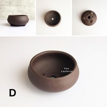 Load image into Gallery viewer, The Leaferie Bonsai Trays Series 30 . round zisha pot . 4 colours . Colour D