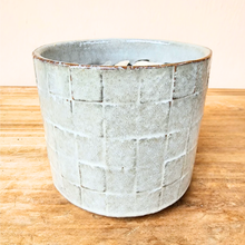 Load image into Gallery viewer, Rory Flowerpot