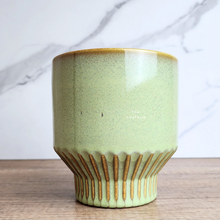 Load image into Gallery viewer, The Leaferie Bairn green flowerpot. ceramic material