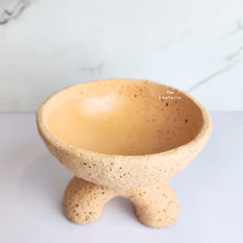 Load image into Gallery viewer, The Leaferie Gokcen 2 legged cement planter. no drainage hole