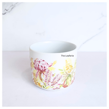 Load image into Gallery viewer, The Leaferie Posie floral pot. ceramic materail