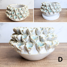 Load image into Gallery viewer, The Leaferie Handmade BLOM ceramic flowerpot. 4 colours