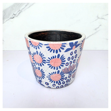 Load image into Gallery viewer, Aomi planters with 'LEAFERIE' branding on a white background