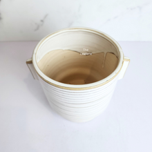 Load image into Gallery viewer, The Leaferie Iwan white ceramic pot