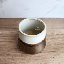 Load image into Gallery viewer, The Leaferie Roula pot. brown bottom ceramic pot