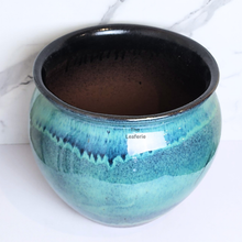 Load image into Gallery viewer, The Leaferie Aspen Big Flowerpot. 2 sizes