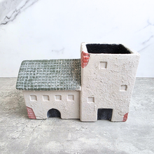 Load image into Gallery viewer, Sovana House Flowerpot