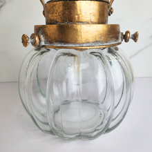 Load image into Gallery viewer, Jihan Table Lamp. made from glass and metal