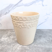 Load image into Gallery viewer, Titan Flowerpot