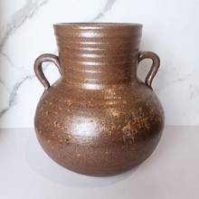 Load image into Gallery viewer, The Leaferie Atticus big brown pot with handle.