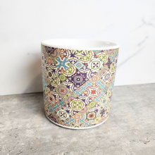 Load image into Gallery viewer, The Leaferie Lyall pot. ceramic material