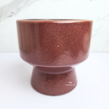 Load image into Gallery viewer, The Leaferie Oya red flowerpot. ceramic material