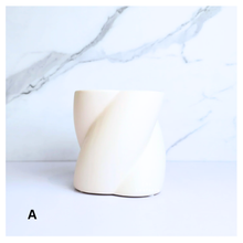 Load image into Gallery viewer, Synnove Flowerpot