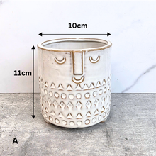 Load image into Gallery viewer, Lennon Flowerpot (2 sizes)
