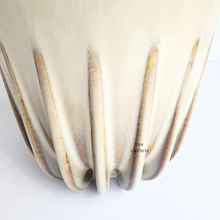 Load image into Gallery viewer, The Leaferie Omari Flowerpot. 2 sizes beige ceramic pot