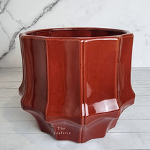 Load image into Gallery viewer, The Leaferie Pomme Red ceramic glossy pot.