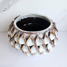 Load image into Gallery viewer, The Leaferie Handmade SMEG FLowerpot. ceramic material