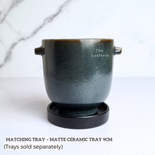 Load image into Gallery viewer, The Leaferie Marcel black flowerpot. ceramic material