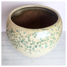 Load image into Gallery viewer, The Leaferie Avenelle big ceramic pot with green speckles.