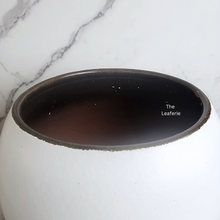 Load image into Gallery viewer, The Leaferie Aurora big Flowerpot. Ceramic material