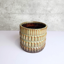 Load image into Gallery viewer, The Leaferie Astrid Flowerpot. ceramic pot . 2 sizes. Design B