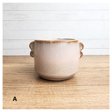 Load image into Gallery viewer, Phirun Flowerpot